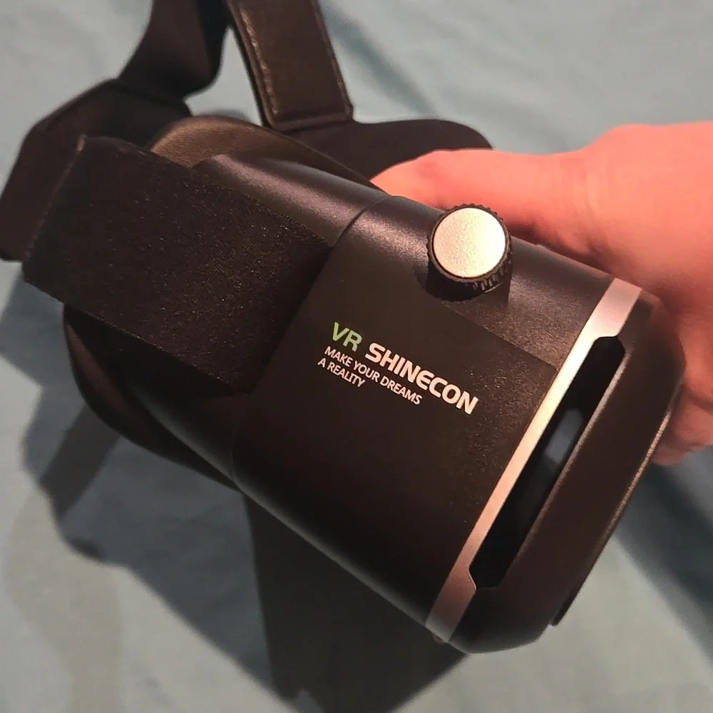 Black Shinecon Virtual Reality Headset